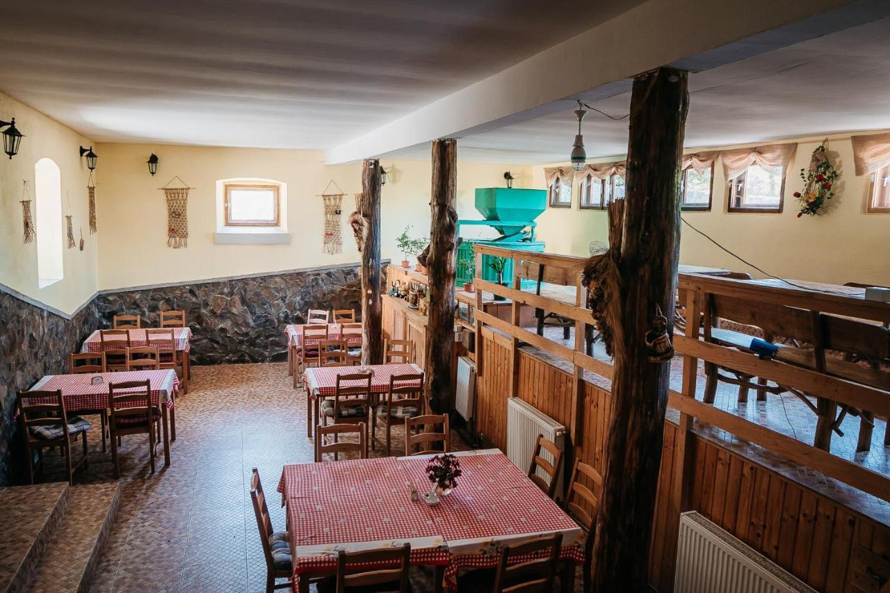 Moara De Piatra Otel Carta  Dış mekan fotoğraf