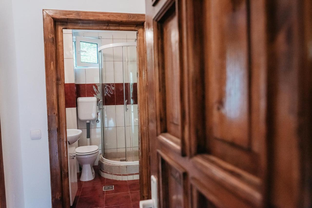 Moara De Piatra Otel Carta  Dış mekan fotoğraf