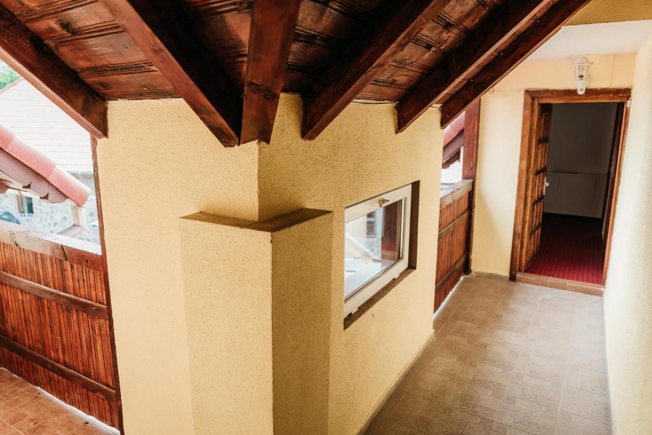 Moara De Piatra Otel Carta  Dış mekan fotoğraf