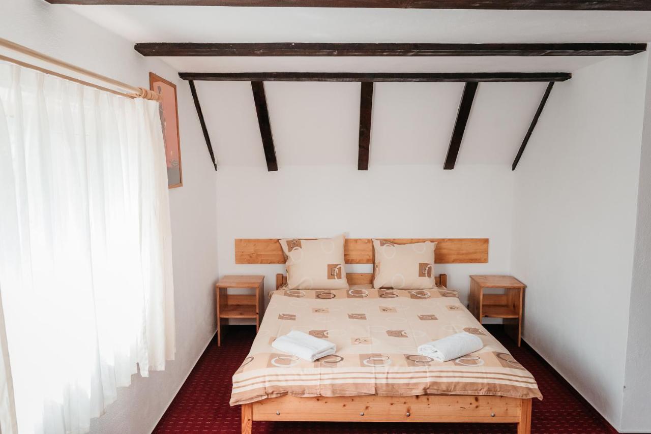 Moara De Piatra Otel Carta  Dış mekan fotoğraf
