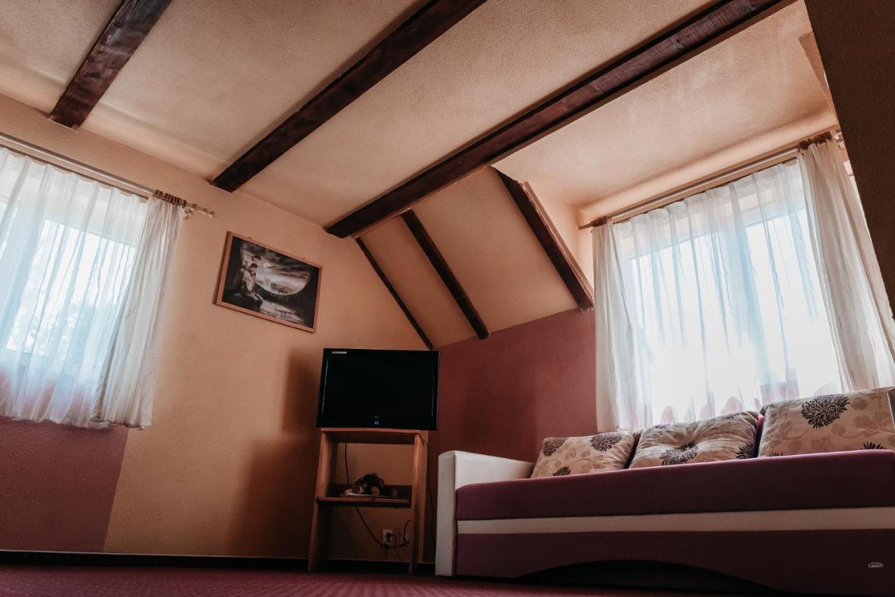 Moara De Piatra Otel Carta  Dış mekan fotoğraf