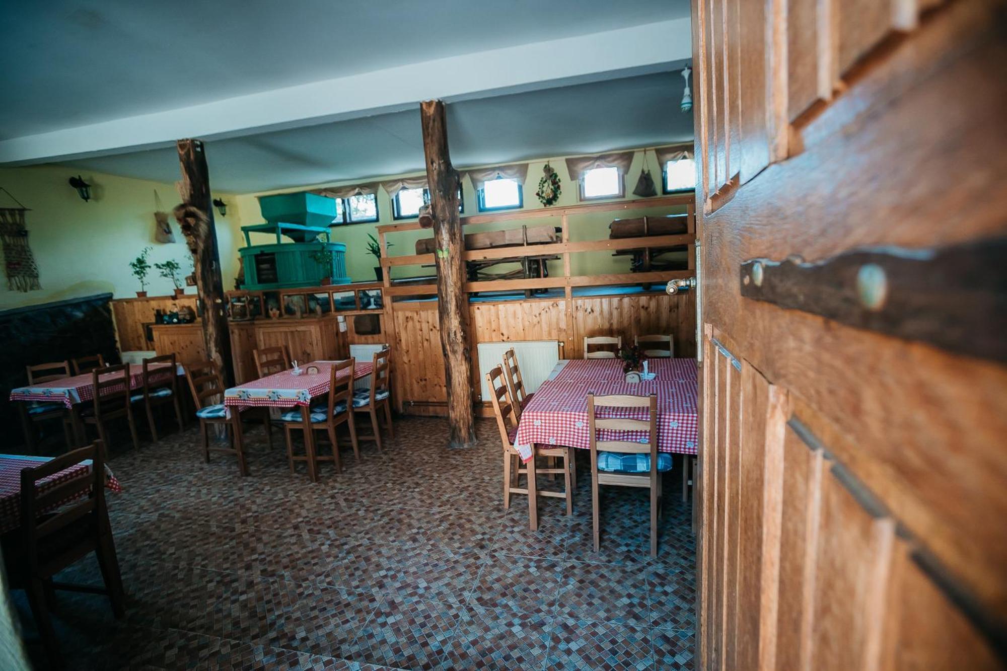 Moara De Piatra Otel Carta  Dış mekan fotoğraf