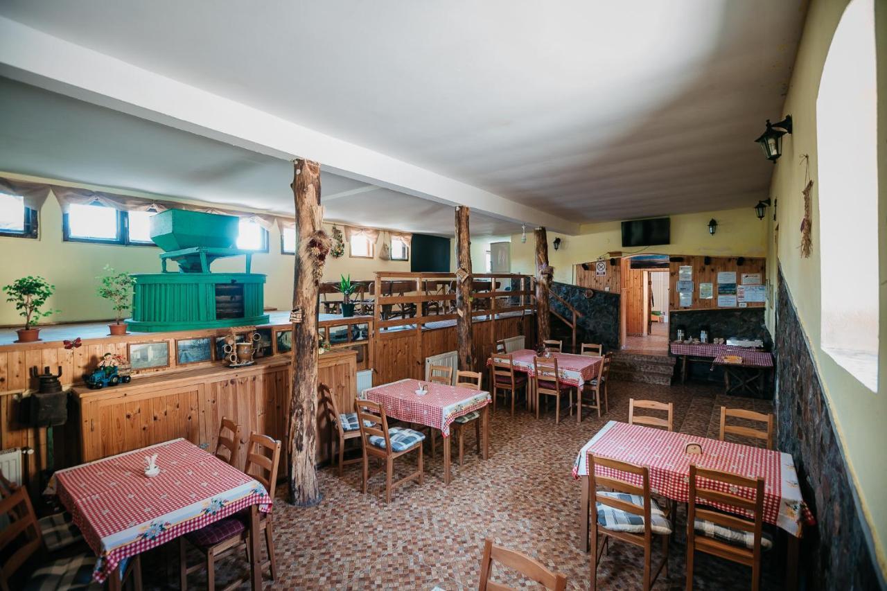 Moara De Piatra Otel Carta  Dış mekan fotoğraf